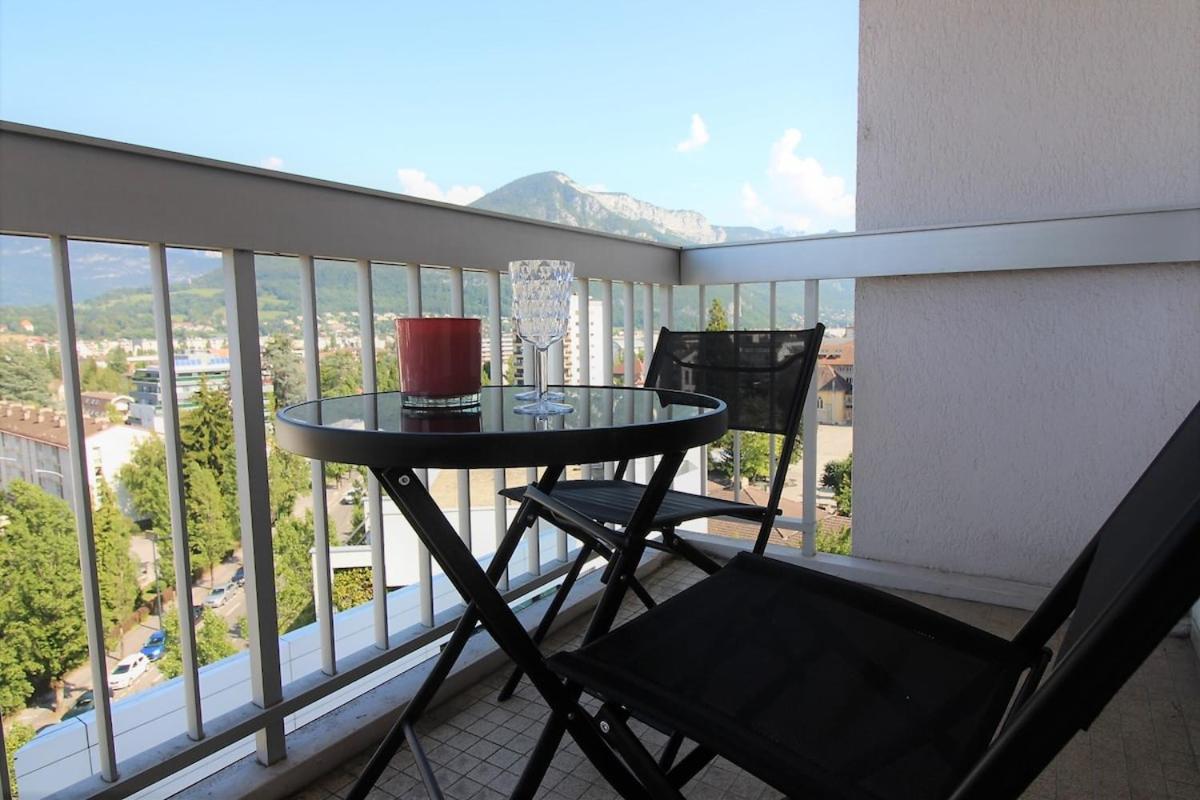 Апартаменти Mont Royal Balcon Et Piscine Аннесі Екстер'єр фото